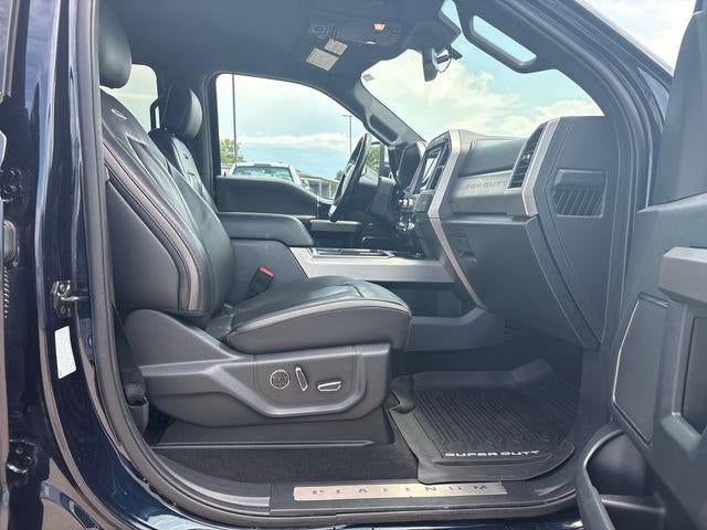 2022 Ford Super Duty F-350 SRW Platinum 4WD Crew Cab 6.75' Box