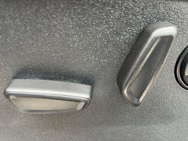 2023 Ford Super Duty F-350 SRW LARIAT 4WD Crew Cab 6.75' Box