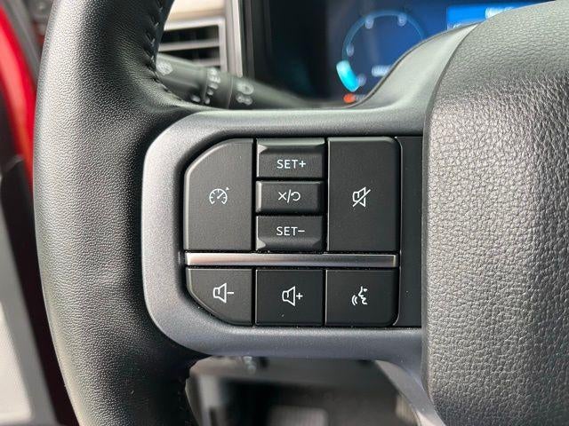 2023 Ford Super Duty F-350 SRW LARIAT 4WD Crew Cab 6.75' Box