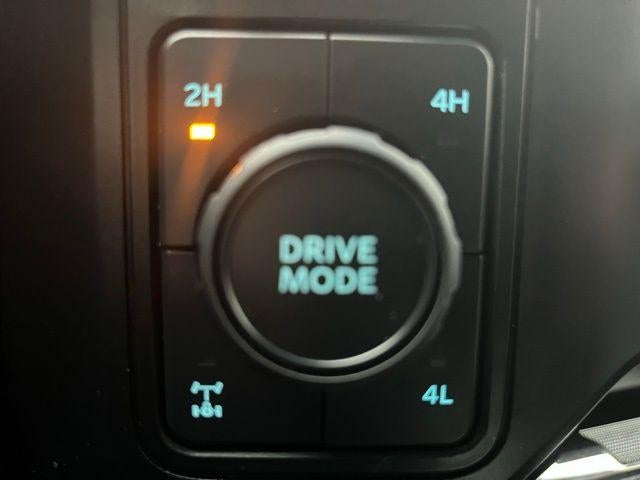 2023 Ford Super Duty F-350 SRW LARIAT 4WD Crew Cab 6.75' Box