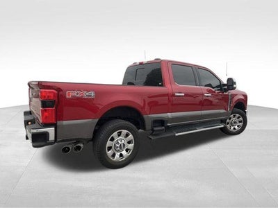 2023 Ford Super Duty F-350 SRW LARIAT 4WD Crew Cab 6.75' Box