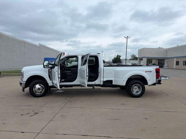 2025 Ford Super Duty F-350 DRW XL 4WD Crew Cab 8' Box