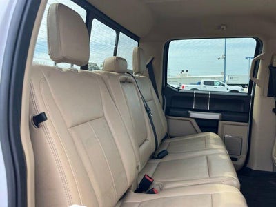 2020 Ford Super Duty F-450 DRW LARIAT 4WD Crew Cab 8' Box