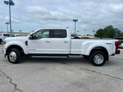 2020 Ford Super Duty F-450 DRW LARIAT 4WD Crew Cab 8' Box