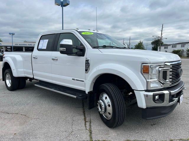2020 Ford Super Duty F-450 DRW LARIAT 4WD Crew Cab 8' Box