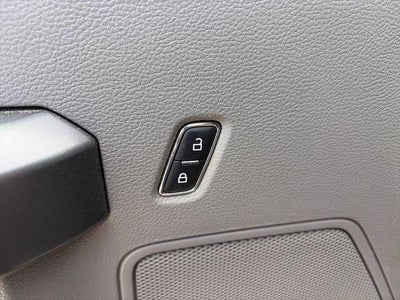 2020 Ford Super Duty F-250 SRW XLT 4WD Reg Cab 8' Box