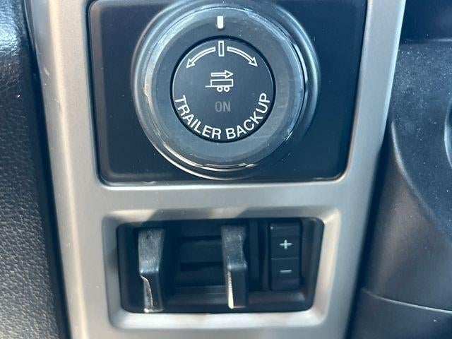 2020 Ford F-150 LARIAT 4WD SuperCrew 5.5' Box