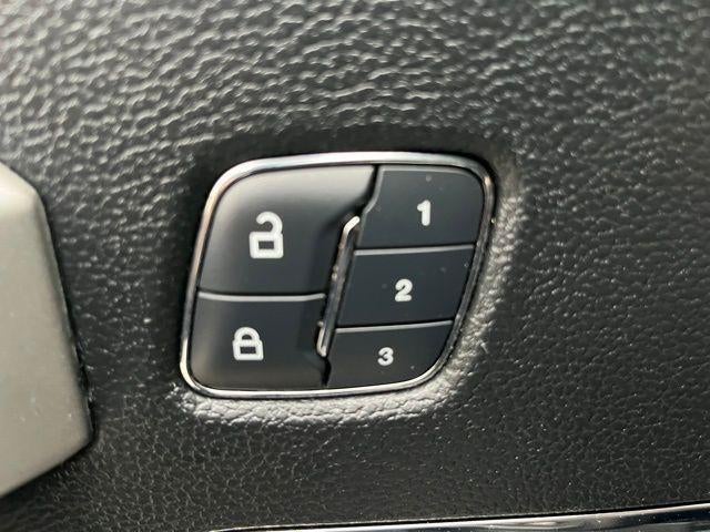 2018 Ford F-150 LARIAT 4WD SuperCrew 5.5' Box