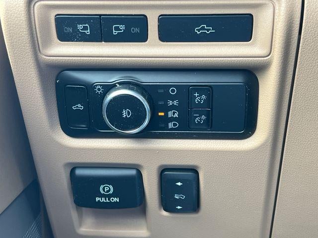 2023 Ford F-150 LARIAT 4WD SuperCrew 5.5' Box
