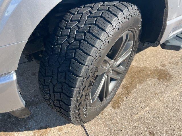 2022 Ford F-150 LARIAT 4WD SuperCrew 5.5' Box