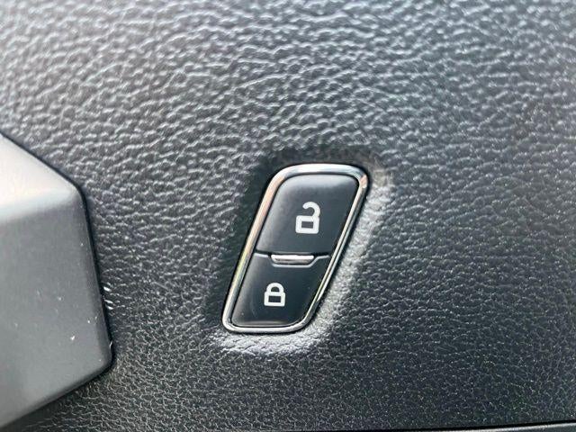 2015 Ford F-150 4WD SuperCab 6-1/2 Ft Box XLT