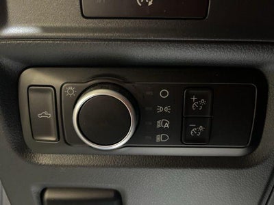 2025 Ford F-150 XL 4WD Reg Cab 8' Box