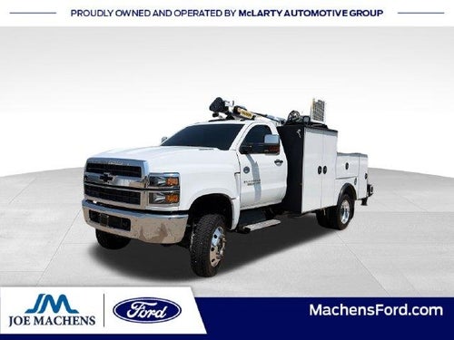 2024 Chevrolet Silverado Chassis Cab 4WD Reg Cab Work Truck