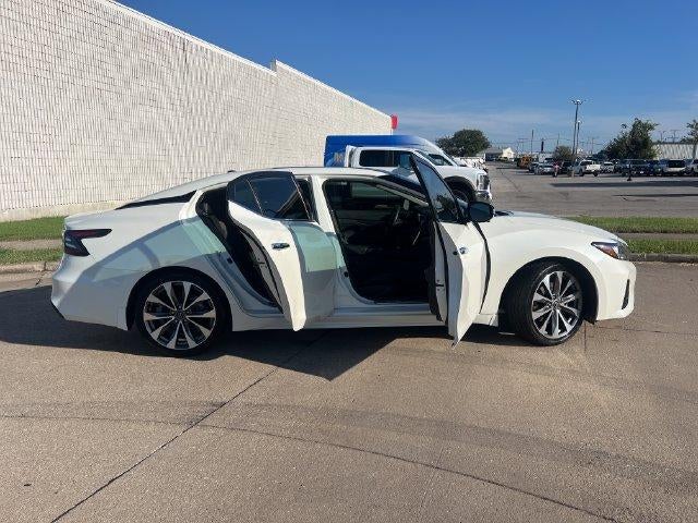 2023 Nissan Maxima Platinum CVT