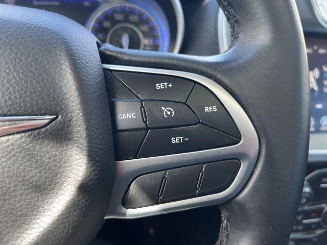 2017 Chrysler 300 Limited AWD