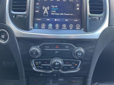 2017 Chrysler 300 Limited AWD