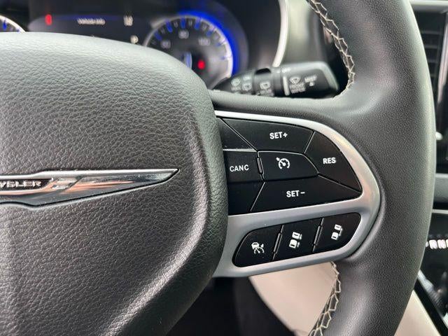 2023 Chrysler Pacifica Touring L FWD