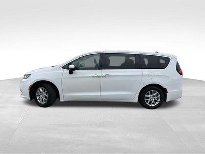 2023 Chrysler Pacifica Touring L FWD