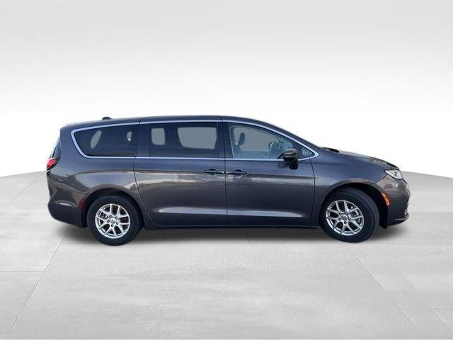 2023 Chrysler Pacifica Touring L FWD