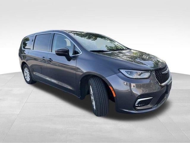 2023 Chrysler Pacifica Touring L FWD