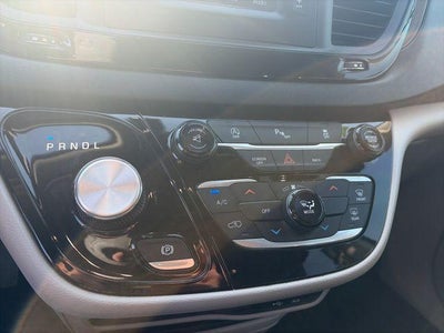 2017 Chrysler Pacifica LX FWD
