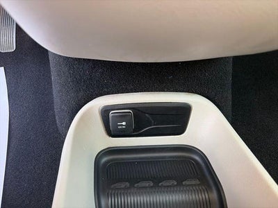 2017 Chrysler Pacifica LX FWD