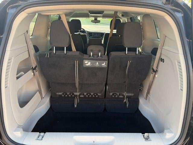 2017 Chrysler Pacifica LX FWD