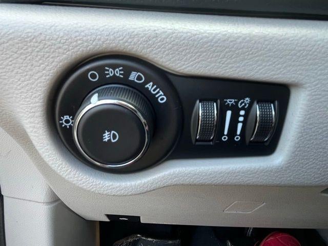 2020 Chrysler Pacifica Limited FWD