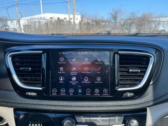 2020 Chrysler Pacifica Limited FWD