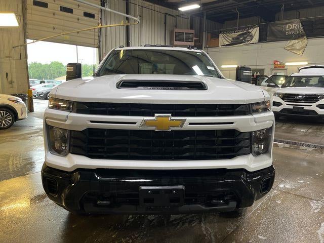 2024 Chevrolet Silverado 2500 HD Crew Cab Standard Box 4-Wheel Drive Custom