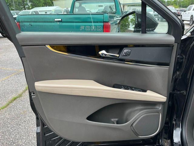 2022 Lincoln Nautilus Standard FWD