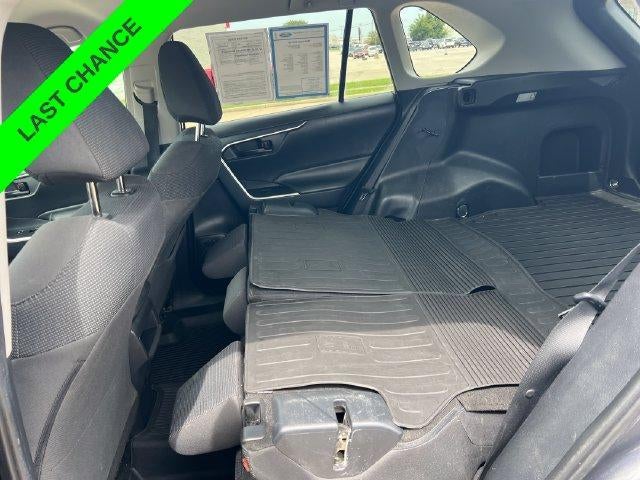 2019 Toyota RAV4 LE AWD (Natl)