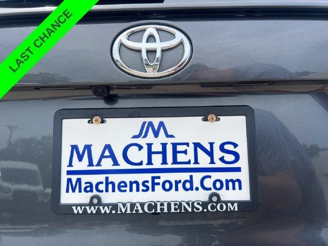 2019 Toyota RAV4 LE AWD (Natl)