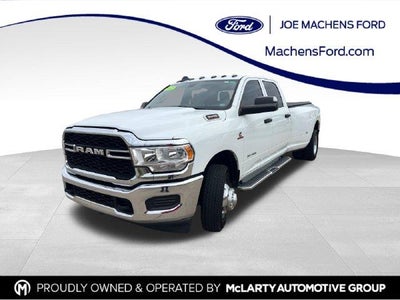 2022 RAM 3500 Tradesman 4x2 Crew Cab 8' Box