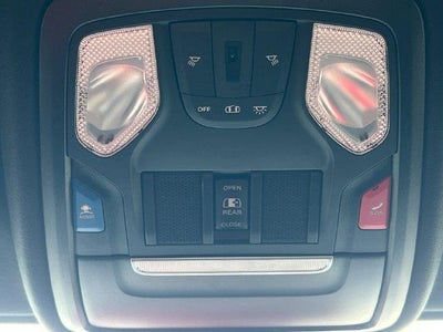 2022 RAM 3500 Tradesman 4x2 Crew Cab 8' Box