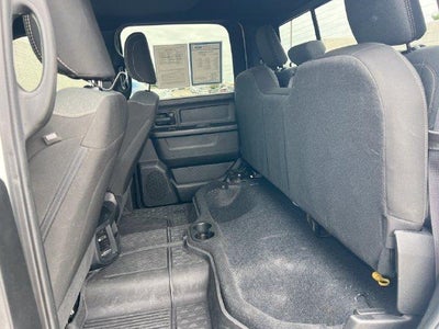 2022 RAM 3500 Tradesman 4x2 Crew Cab 8' Box