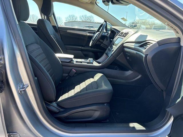 2020 Ford Fusion SE FWD