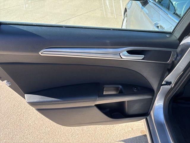 2020 Ford Fusion SE FWD