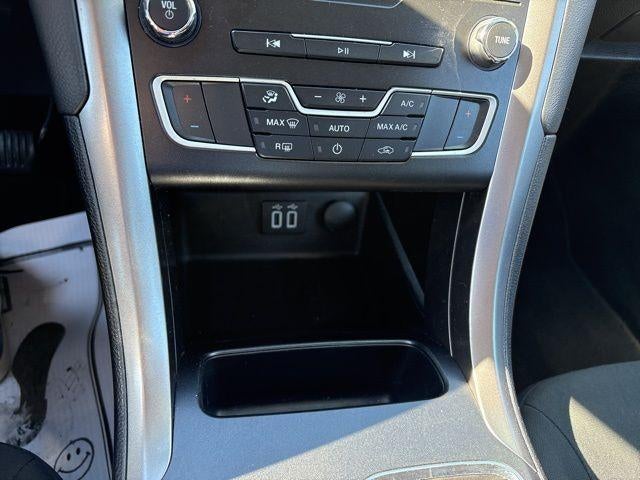 2020 Ford Fusion SE FWD