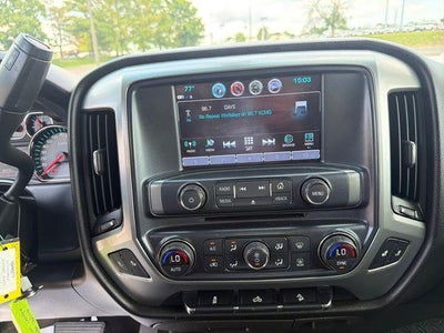 2017 Chevrolet Silverado 1500 Crew Cab Short Box 4-Wheel Drive LT Z71