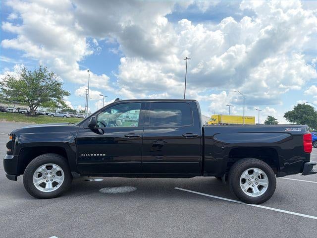 2017 Chevrolet Silverado 1500 Crew Cab Short Box 4-Wheel Drive LT Z71