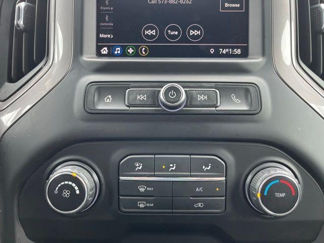 2020 Chevrolet Silverado 1500 Crew Cab Standard Box 4-Wheel Drive Custom