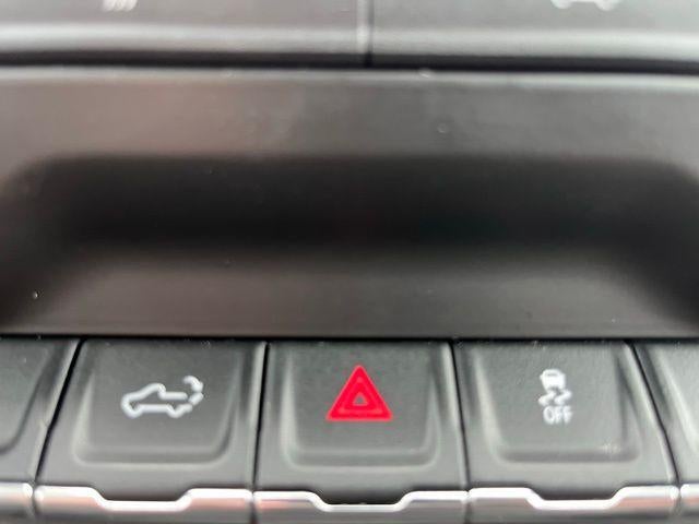 2020 Chevrolet Silverado 1500 Crew Cab Standard Box 4-Wheel Drive Custom