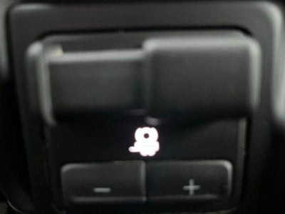 2020 Chevrolet Silverado 1500 Crew Cab Standard Box 4-Wheel Drive Custom