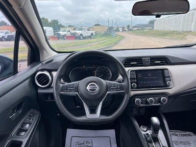 2021 Nissan Versa SV CVT