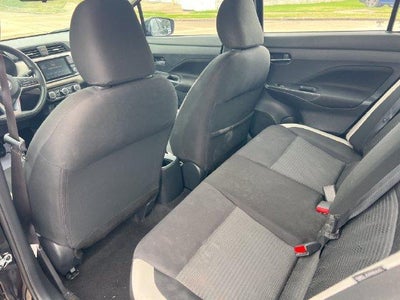 2021 Nissan Versa SV CVT
