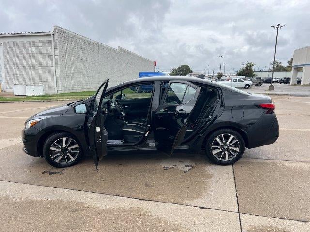 2021 Nissan Versa SV CVT