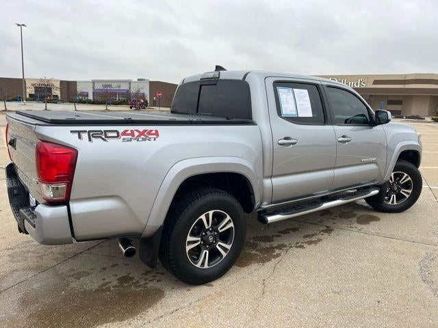 2017 Toyota Tacoma TRD Sport Double Cab 5' Bed V6 4x4 MT (Natl)