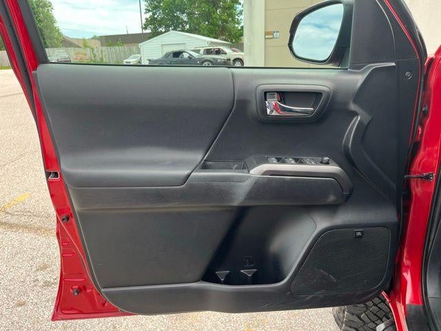 2021 Toyota Tacoma 4WD 4WD TRD Sport Double Cab 5' Bed V6 AT (Natl)