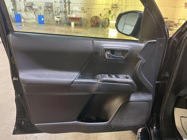 2023 Toyota Tacoma 4WD 4WD TRD Sport Double Cab 5' Bed V6 MT (Natl)